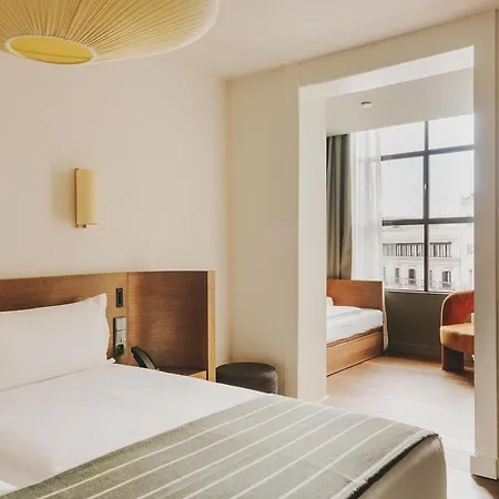 Hotel Regina Barcelona-3